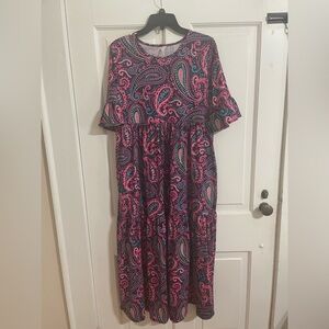 Elegant Paisley Print Dress